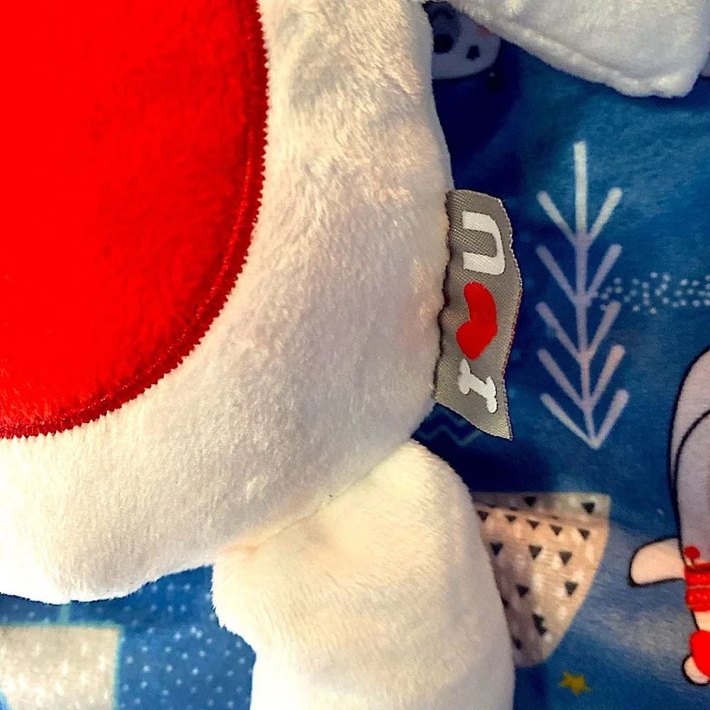 NEW HAPPY HOWLIDAYS PET BLANKET AND TOY